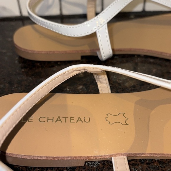 Le Chateau white flat sandal sling back, brand new size 8 - Picture 3 of 6